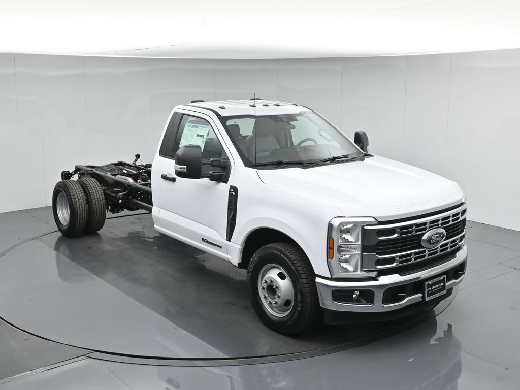New 2026 Ford F350 XL w/ XL Chrome Package RWD image 30