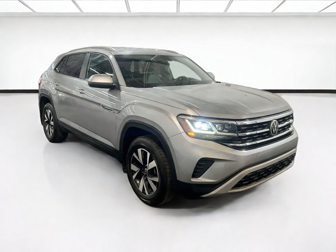Used 2021 Volkswagen Atlas Cross Sport SE FWD image 3