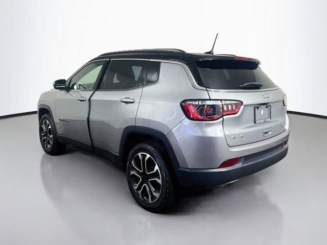 Used 2023 Jeep Compass Limited AWD/4WD image 7