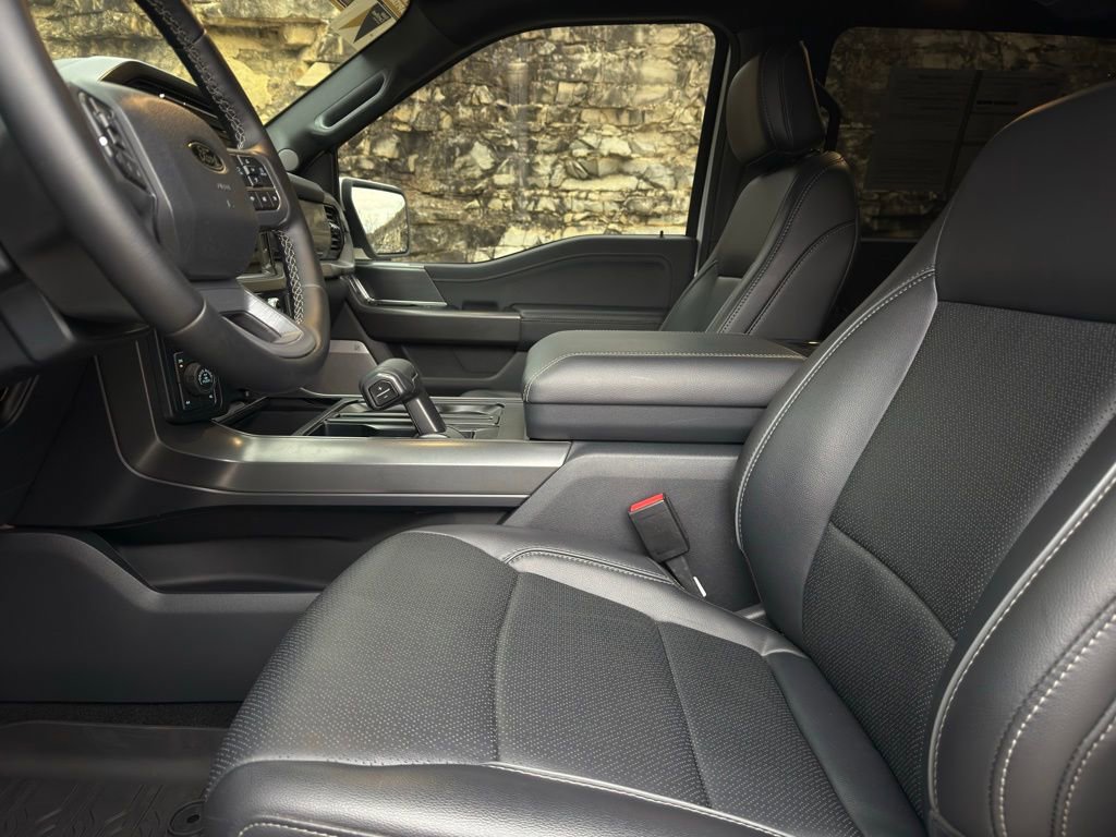 Certified 2025 Ford F150 Lariat w/ Equipment Group 501A Mid image 18