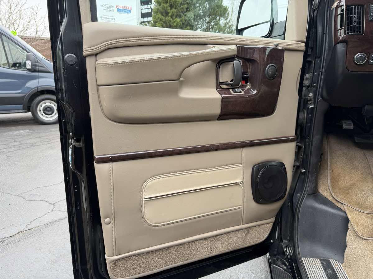 Used 2012 Chevrolet Express 1500 image 49