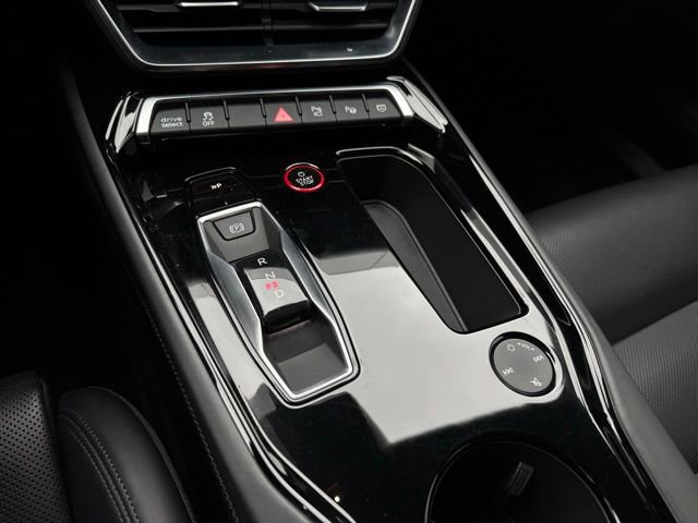 Used 2023 Audi RS e-tron GT w/ Carbon Performance Package image 19