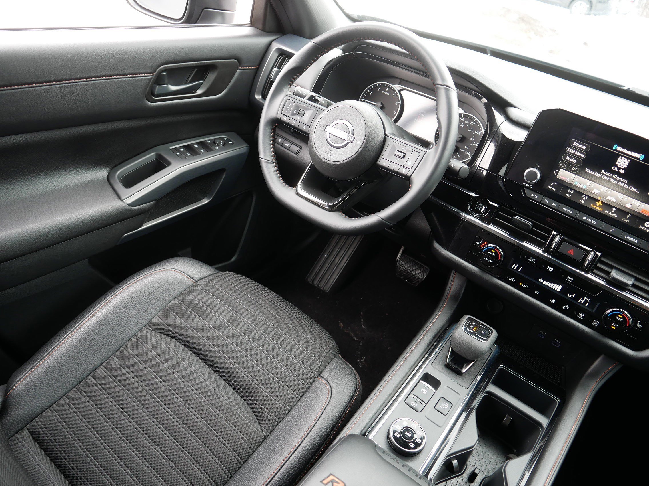 Certified 2025 Nissan Pathfinder Rock Creek image 9