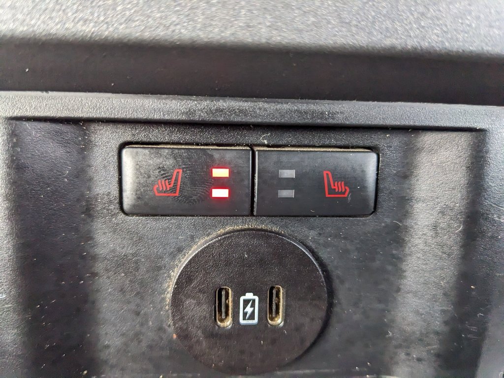 Used 2023 Ford F250 Lariat w/ Chrome Package image 49