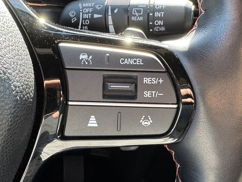 Used 2025 Honda Pilot TrailSport image 25
