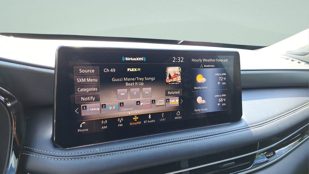 Used 2023 INFINITI QX60 Luxe w/ Vision Package image 21