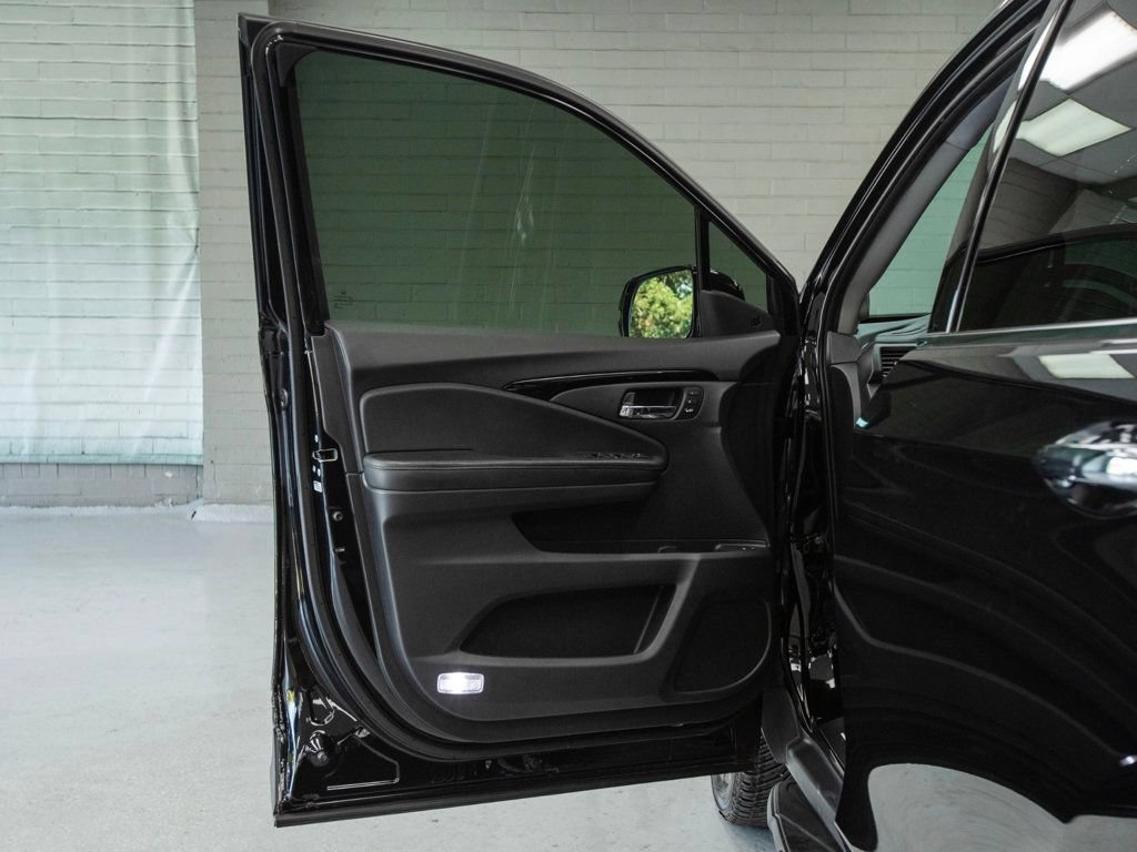 Used 2019 Honda Pilot Touring image 30