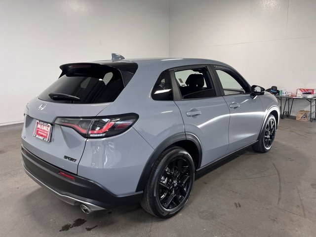 Used 2023 Honda HR-V Sport image 5