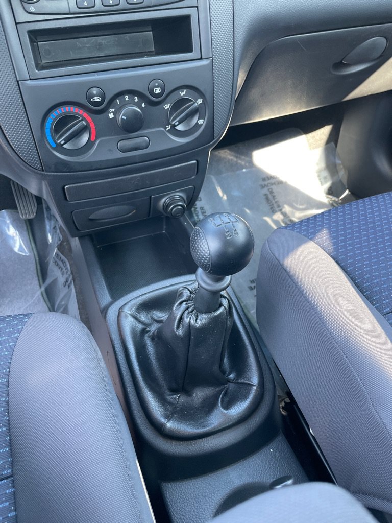 Used 2008 Chevrolet Aveo5 FWD image 13