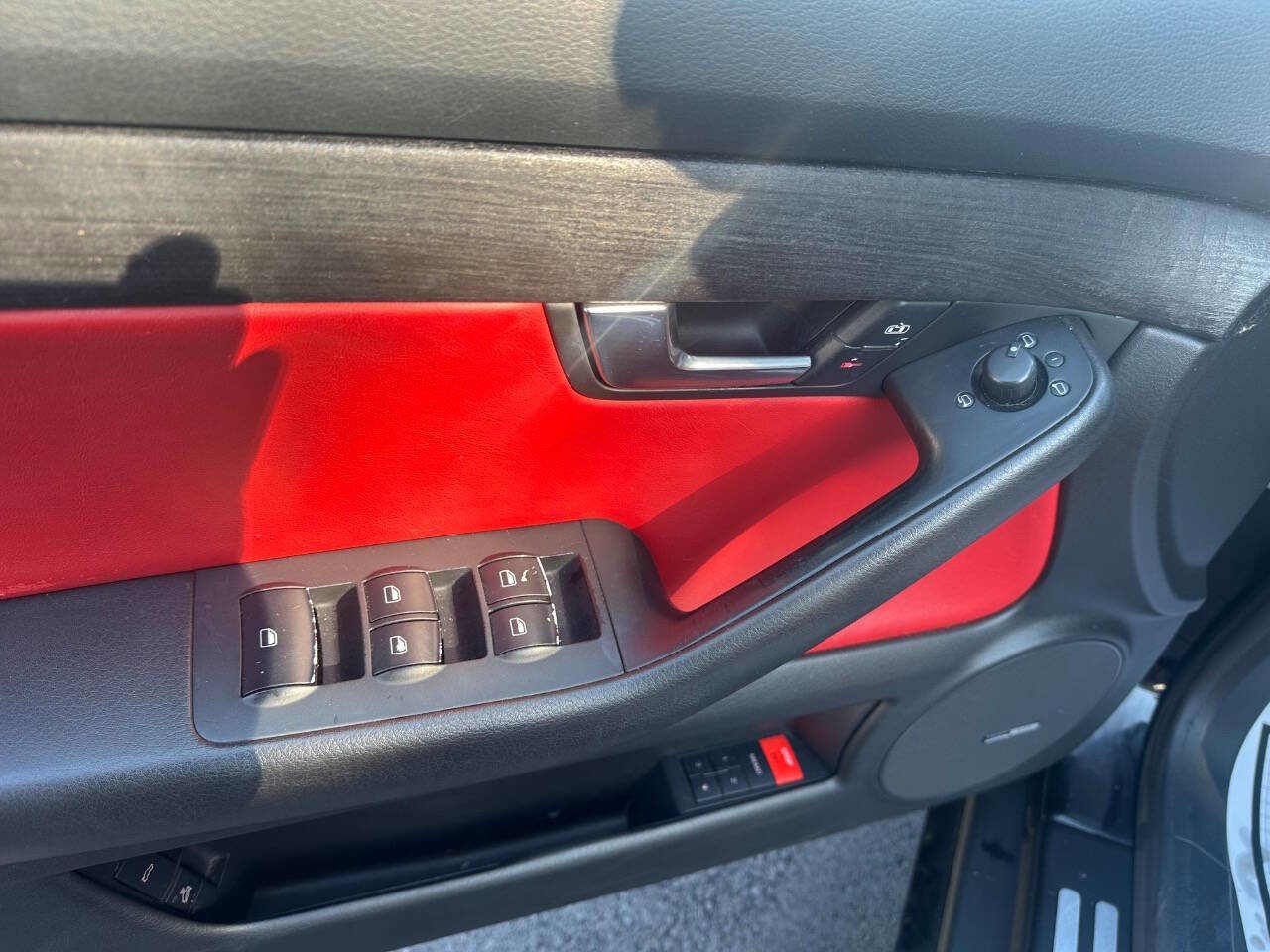 Used 2006 Audi S4 Cabriolet image 19