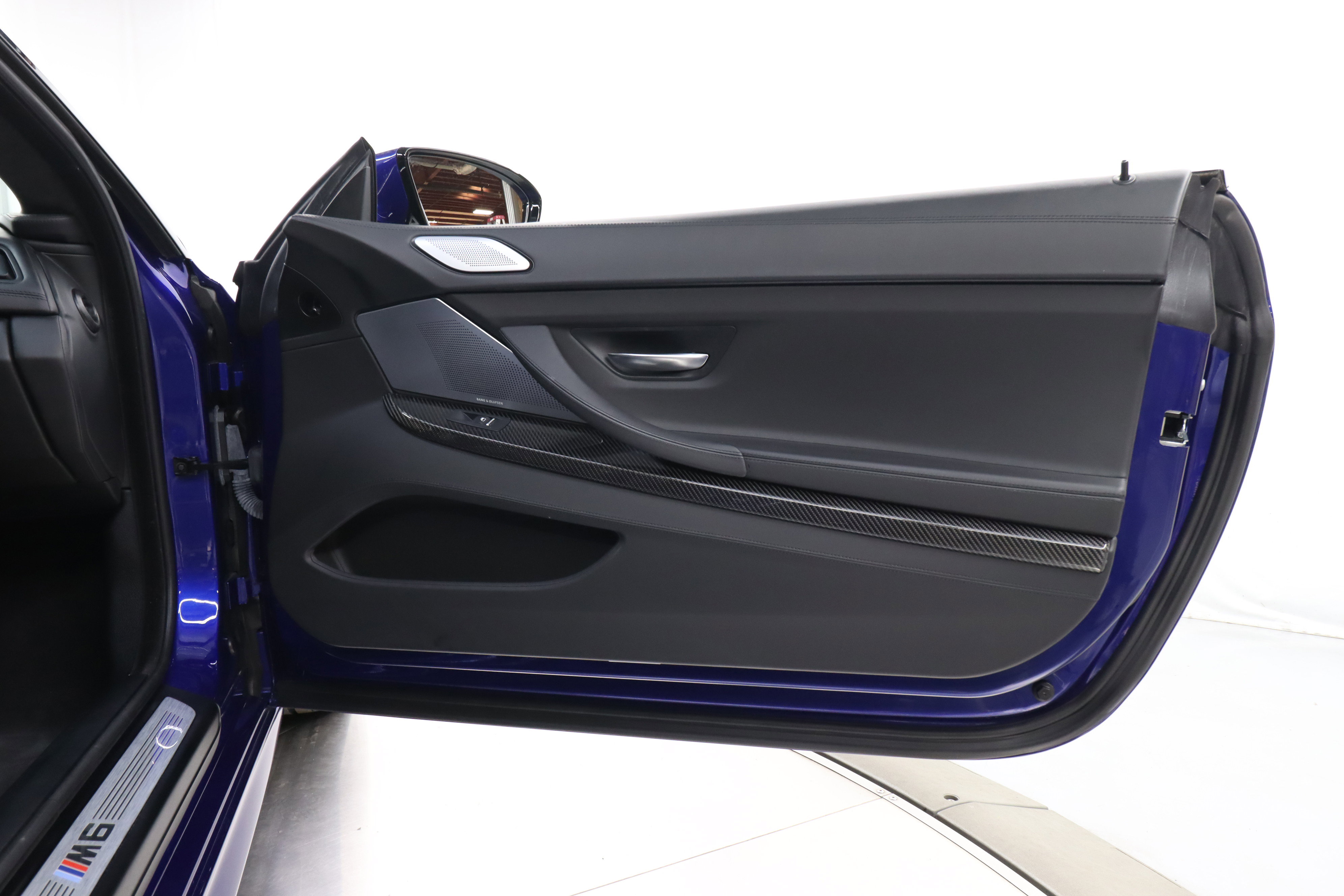 Used 2014 BMW M6 image 26