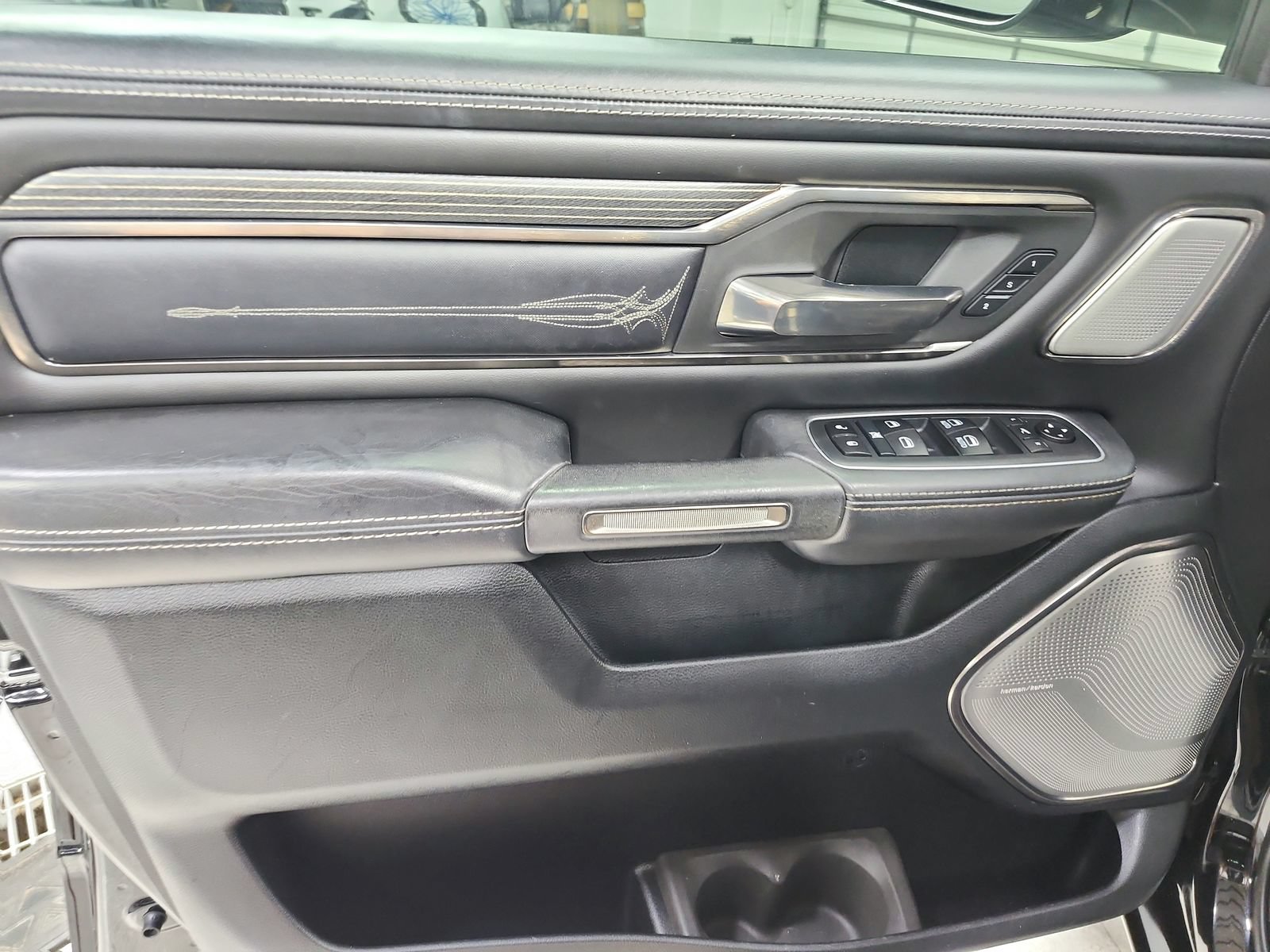Used 2020 RAM 1500 Limited AWD/4WD image 40