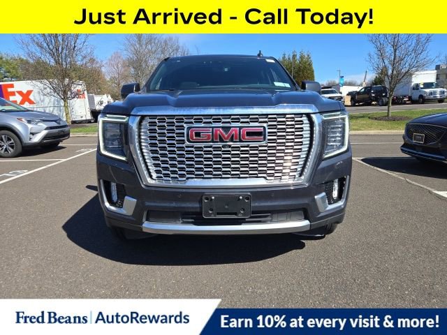Used 2022 GMC Yukon XL Denali w/ Denali Ultimate Package image 1