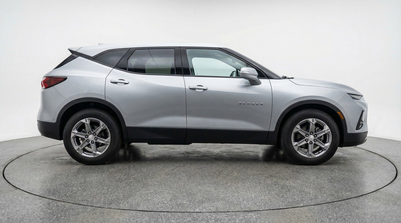 Used 2025 Chevrolet Blazer LT image 11