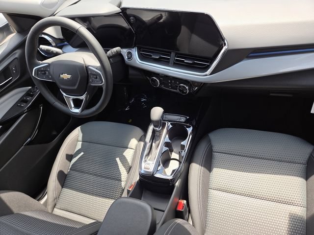 New 2026 Chevrolet Trax LT w/ LT Convenience Package FWD image 18