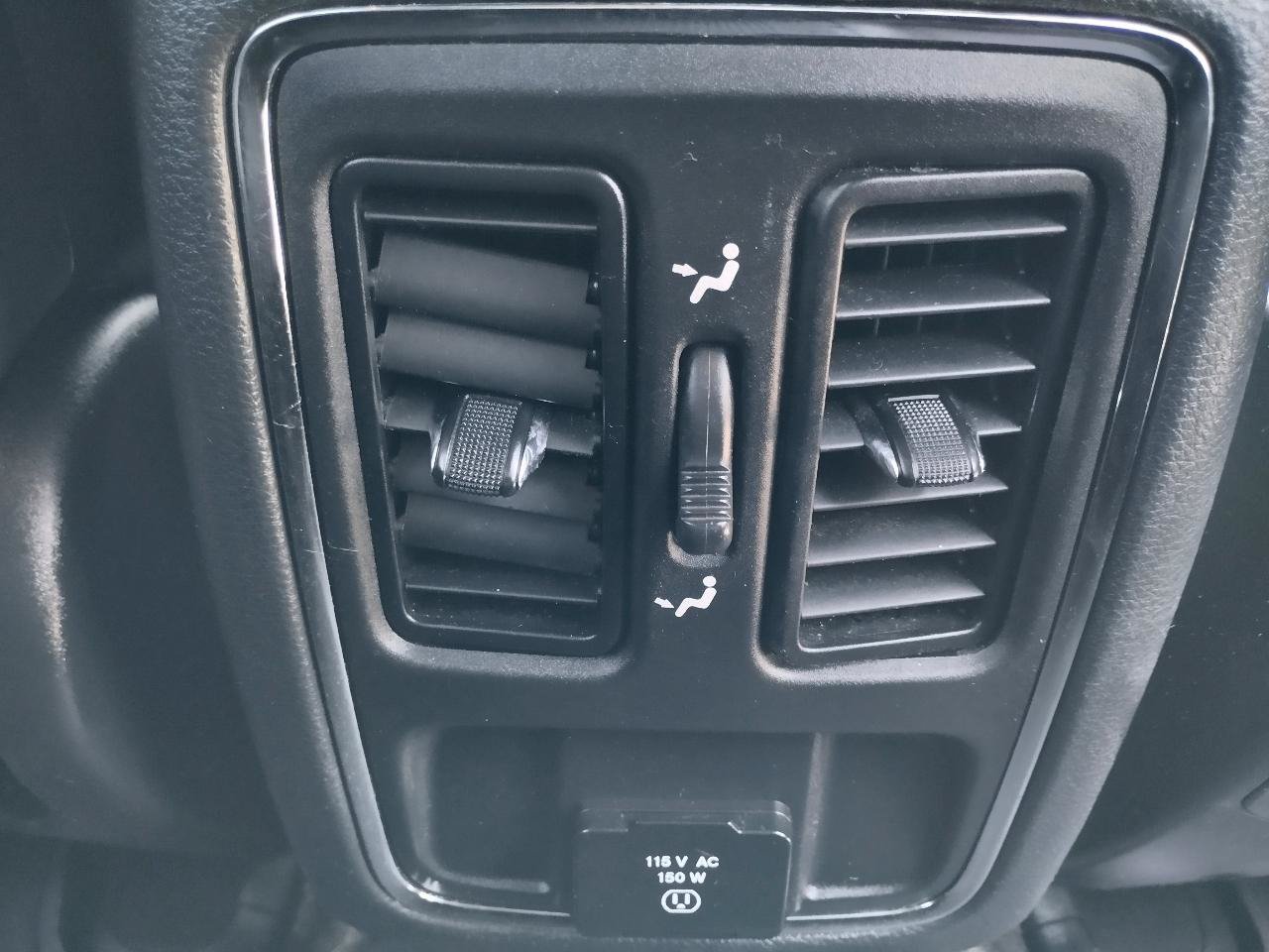 Used 2018 Jeep Grand Cherokee Altitude AWD/4WD image 53