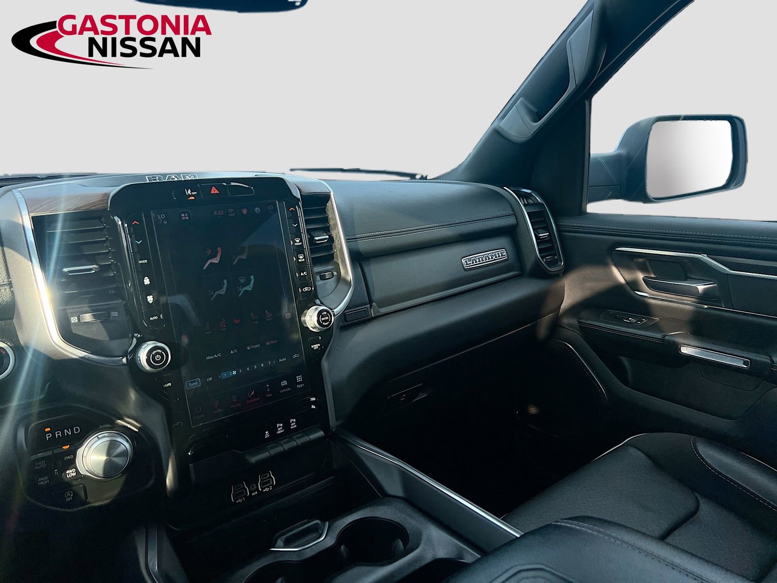 Used 2025 RAM 1500 Laramie image 31