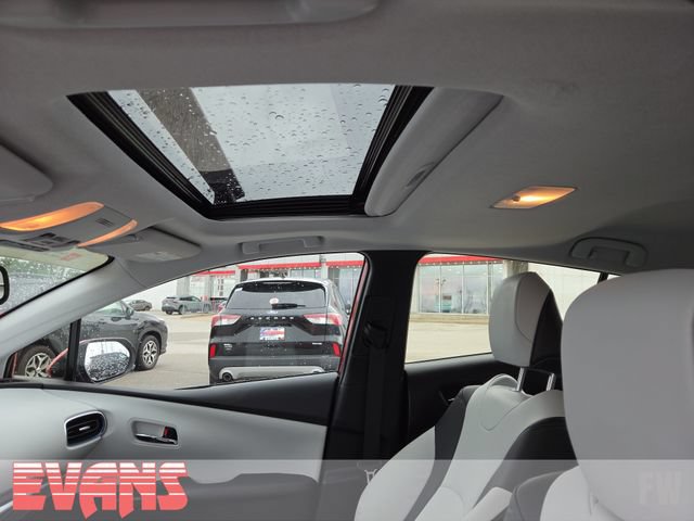 Certified 2022 Toyota Prius Limited w/ Premium Convenience Package FWD image 23