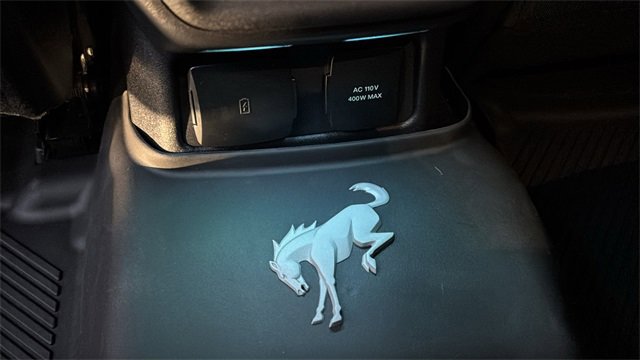 New 2026 Ford Bronco Heritage Edition image 9