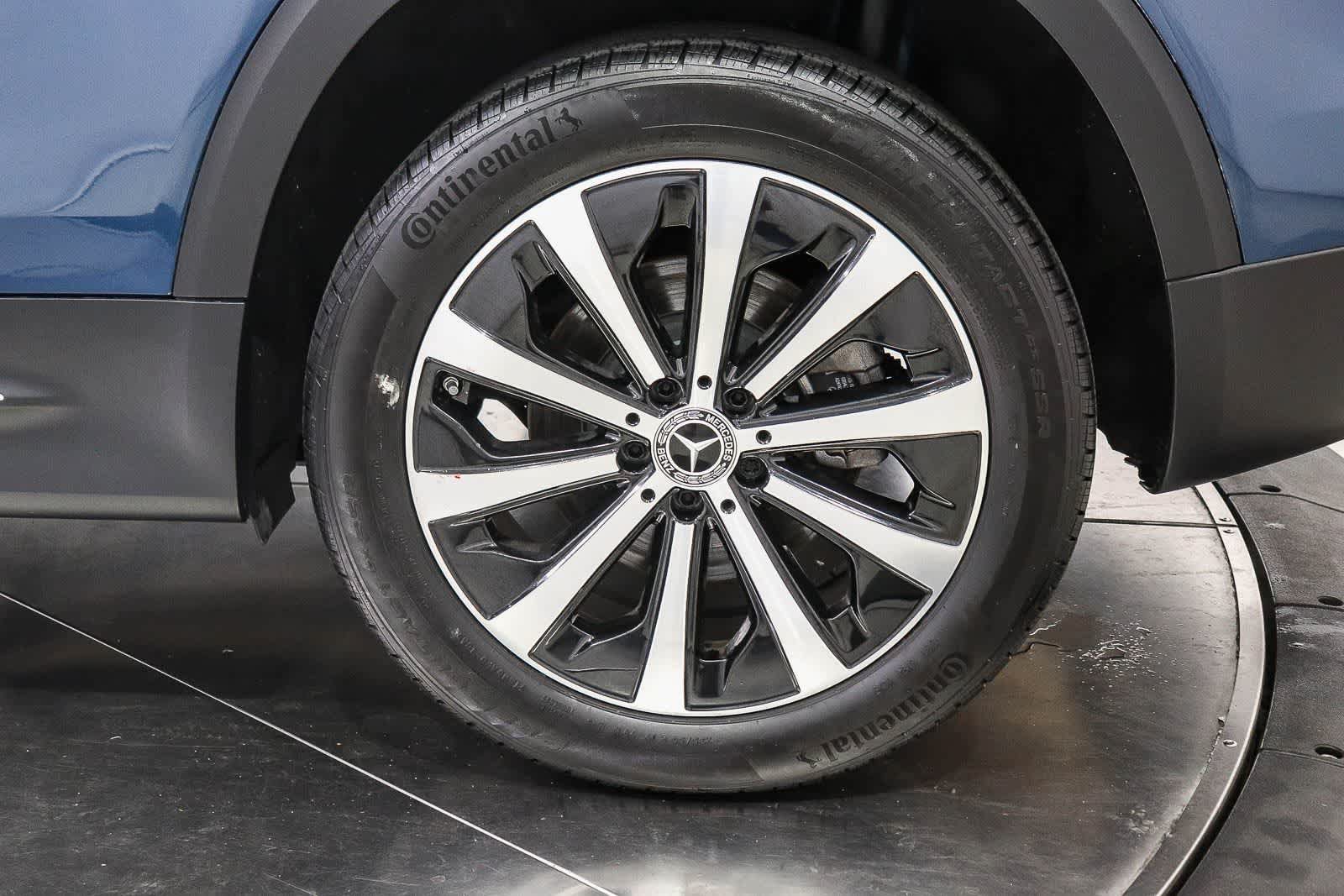 Used 2022 Mercedes-Benz GLB 250 image 10