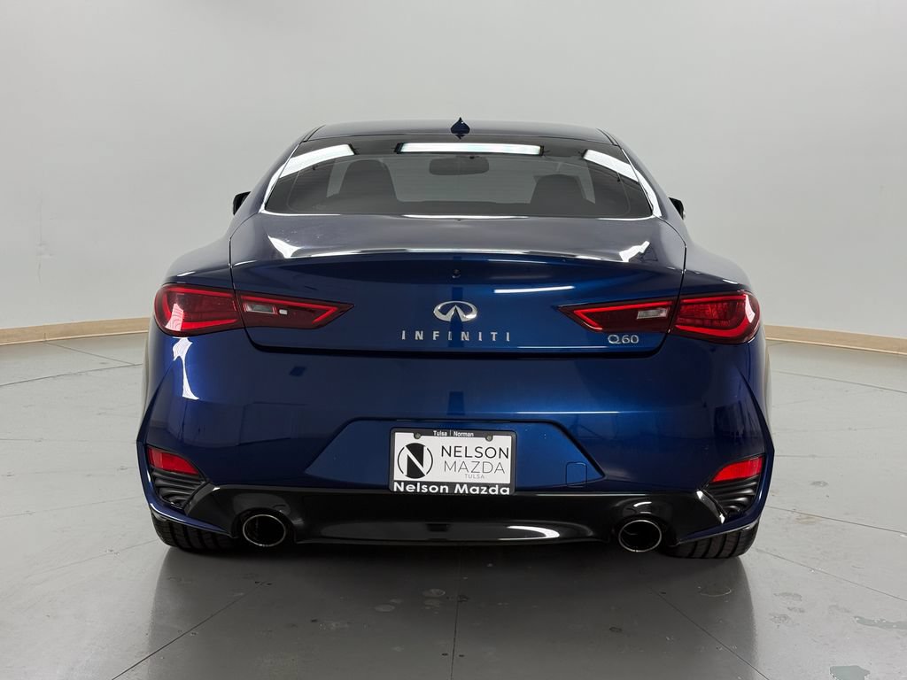 Used 2017 INFINITI Q60 3.0t w/ Cargo Package RWD image 7