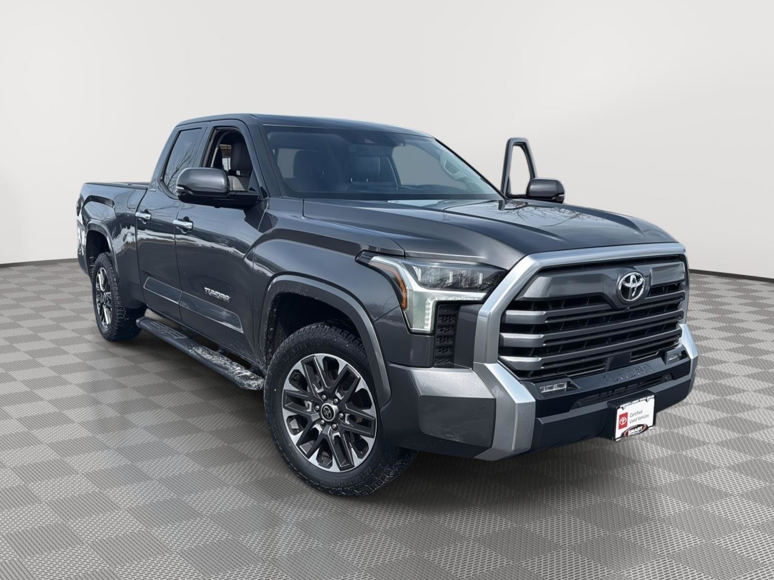 Used 2022 Toyota Tundra Limited AWD/4WD image 1