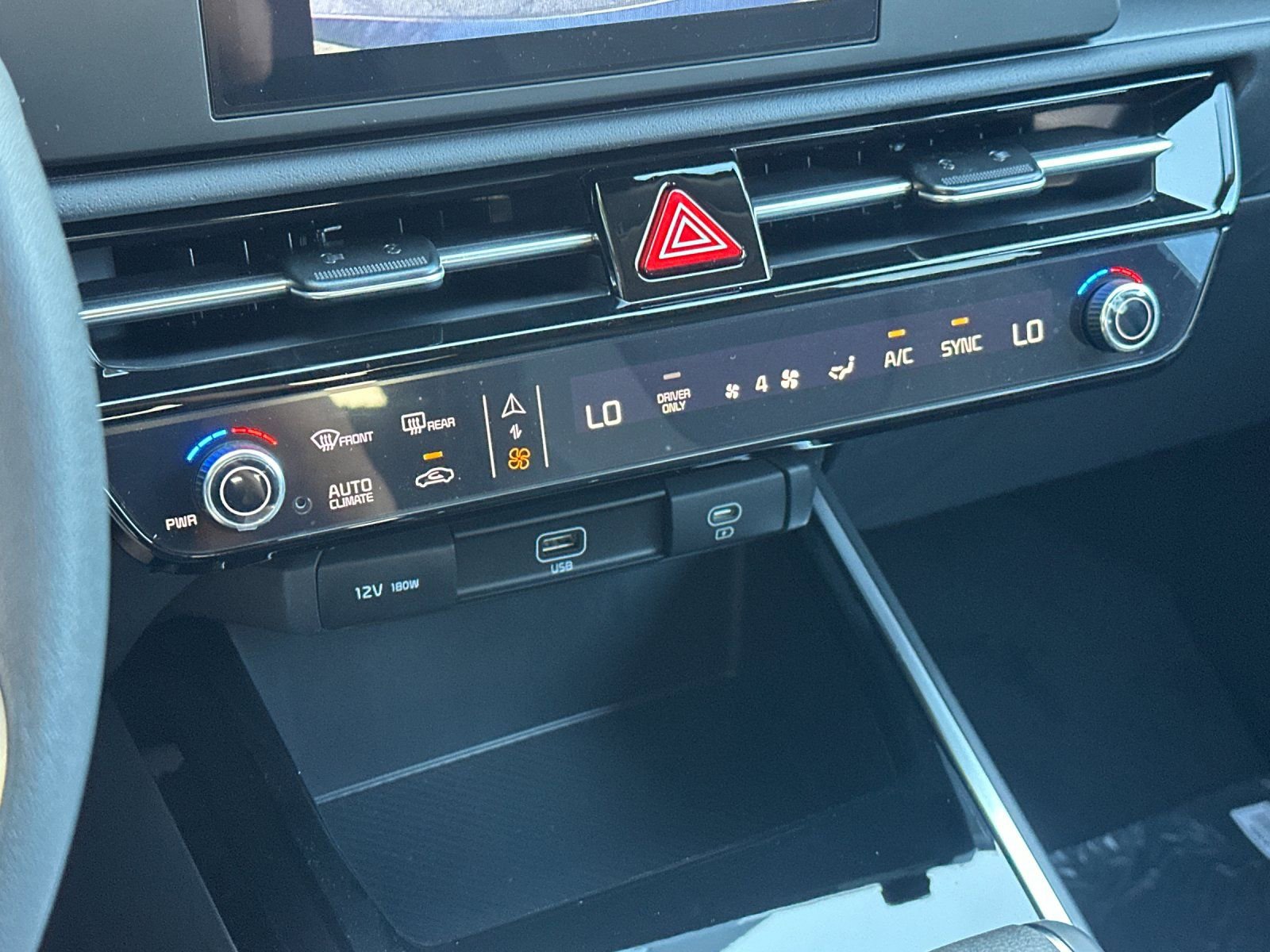 New 2026 Kia Niro LX FWD image 20