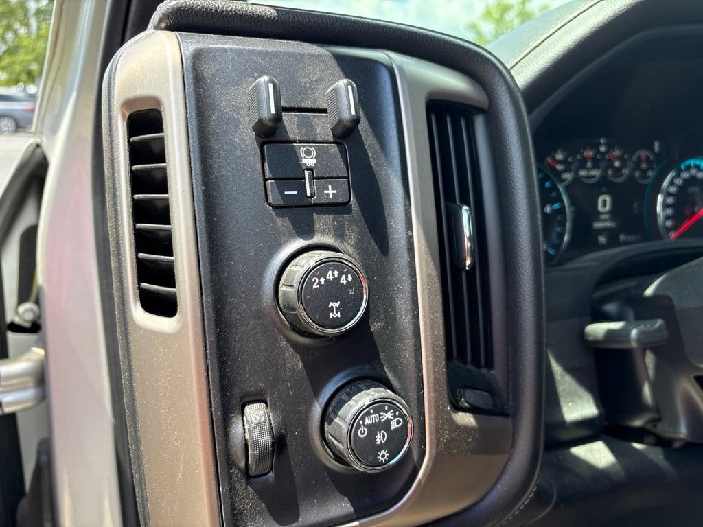Used 2019 GMC Sierra 2500 Denali w/ Duramax Plus Package AWD/4WD image 20