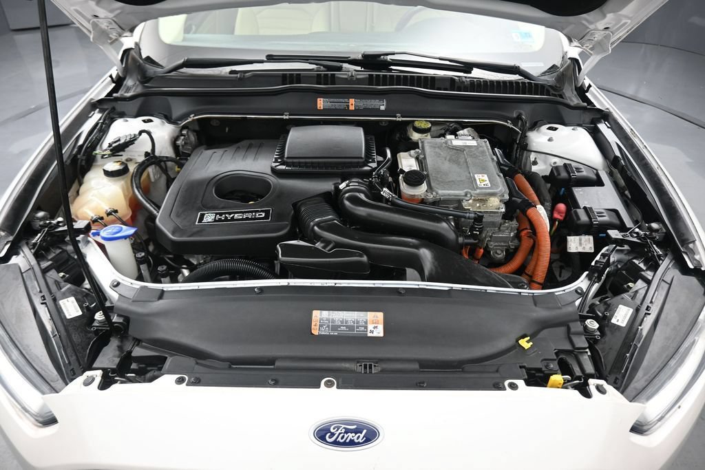 Used 2015 Ford Fusion SE w/ Equipment Group 502A FWD image 43