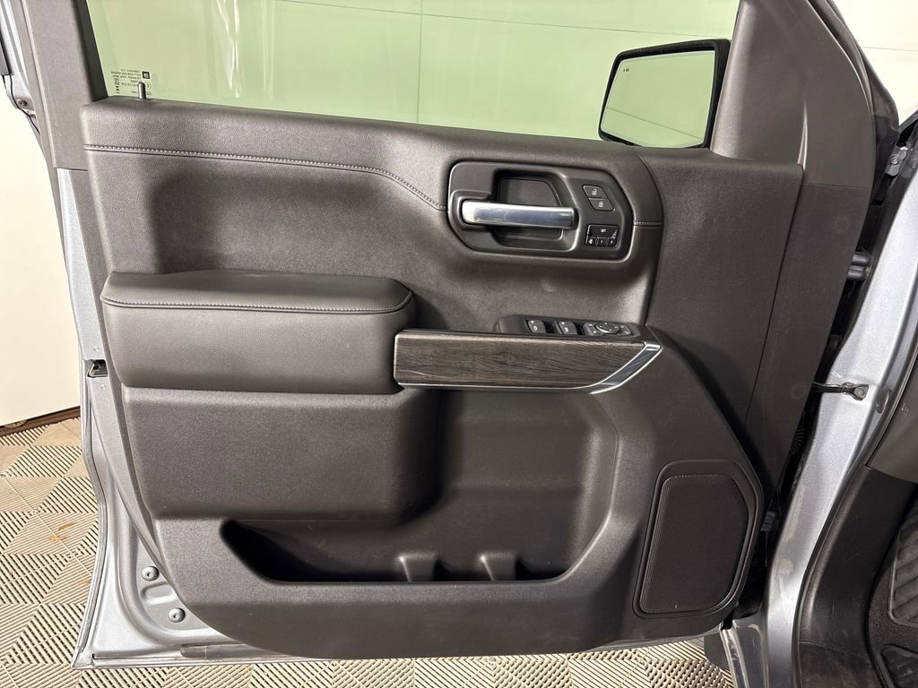 Used 2020 Chevrolet Silverado 1500 LTZ w/ LTZ Plus Package RWD image 15