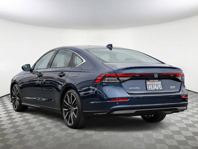 Used 2025 Honda Accord Touring image 6