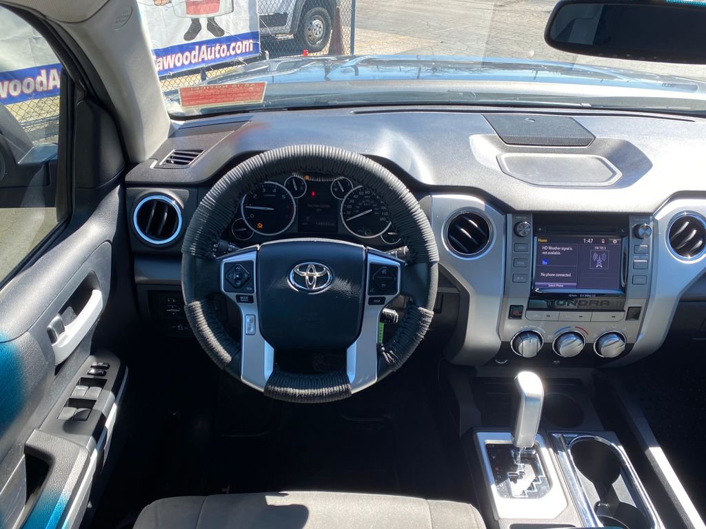 Used 2014 Toyota Tundra SR5 w/ SR5 Upgrade Package image 18