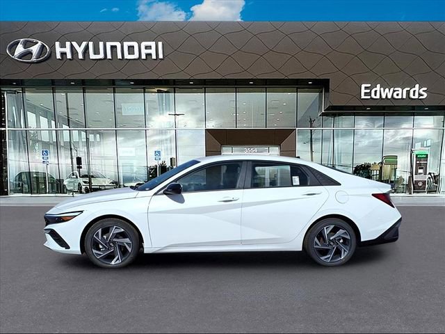New 2025 Hyundai Elantra Sport image 3