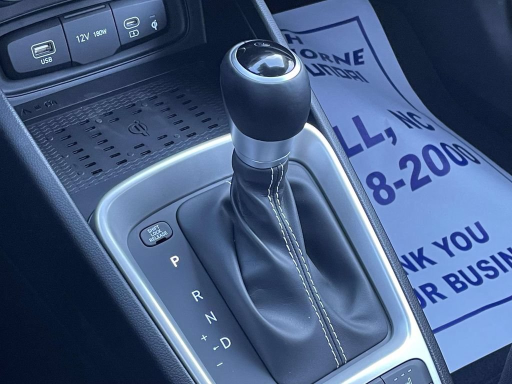 New 2026 Hyundai Venue SEL FWD image 29