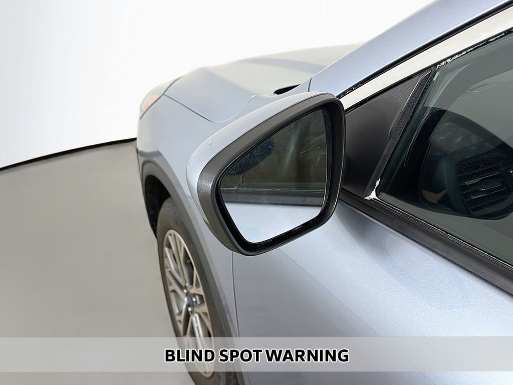 Used 2022 Ford Escape SEL image 3