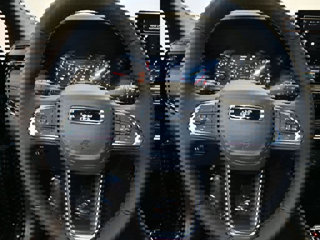 New 2026 Jeep Compass Latitude image 14