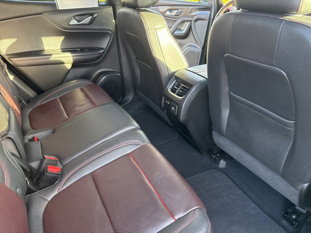 Used 2022 Chevrolet Blazer RS w/ Enhanced Convenience Package image 24
