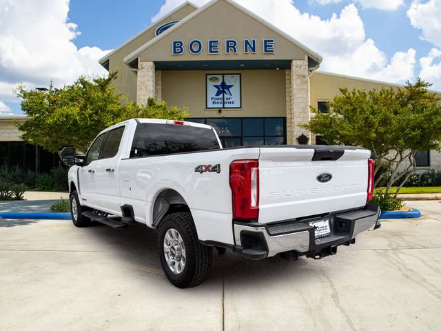Used 2024 Ford F250 XLT image 3
