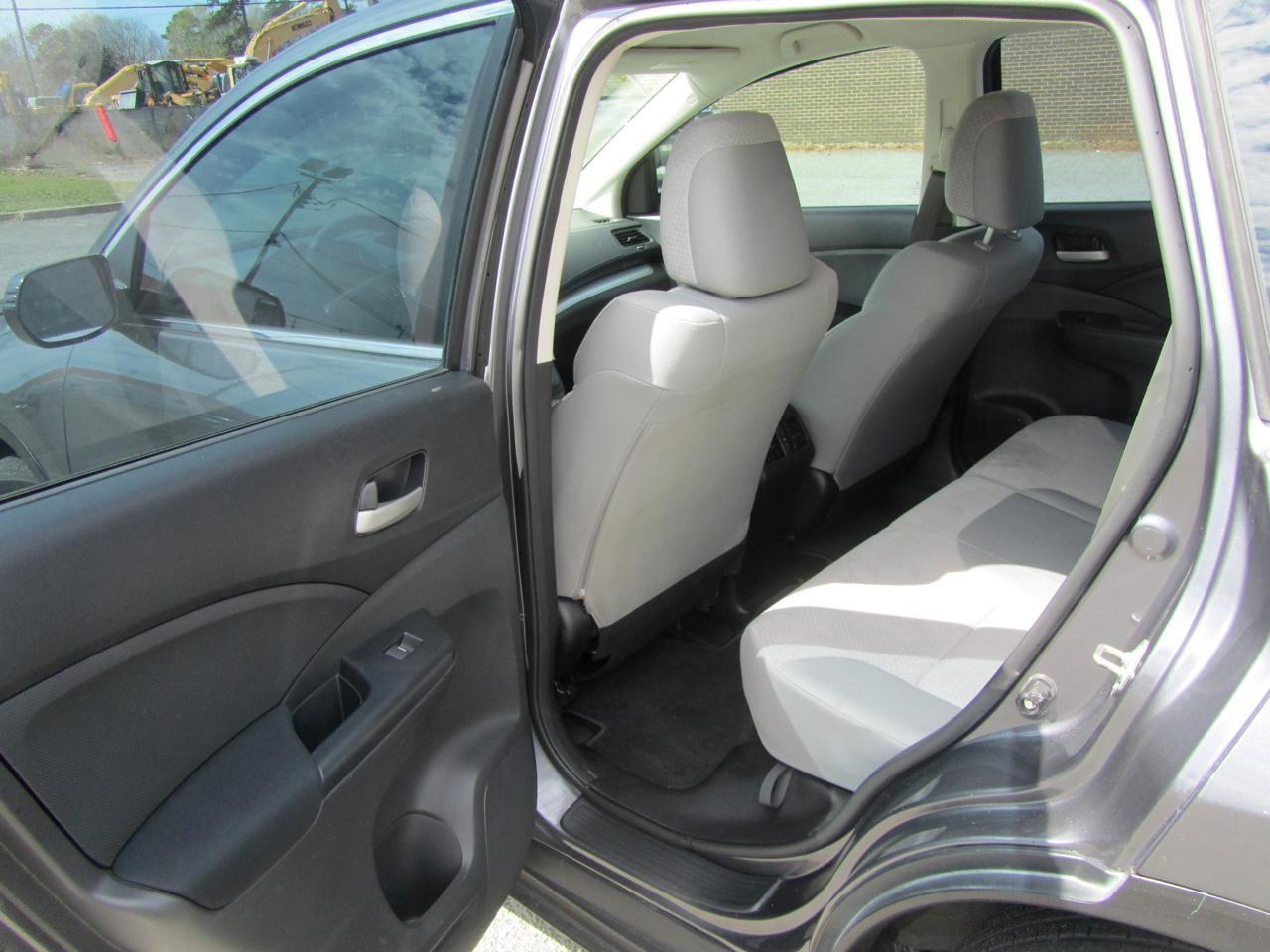 Used 2016 Honda CR-V LX image 19