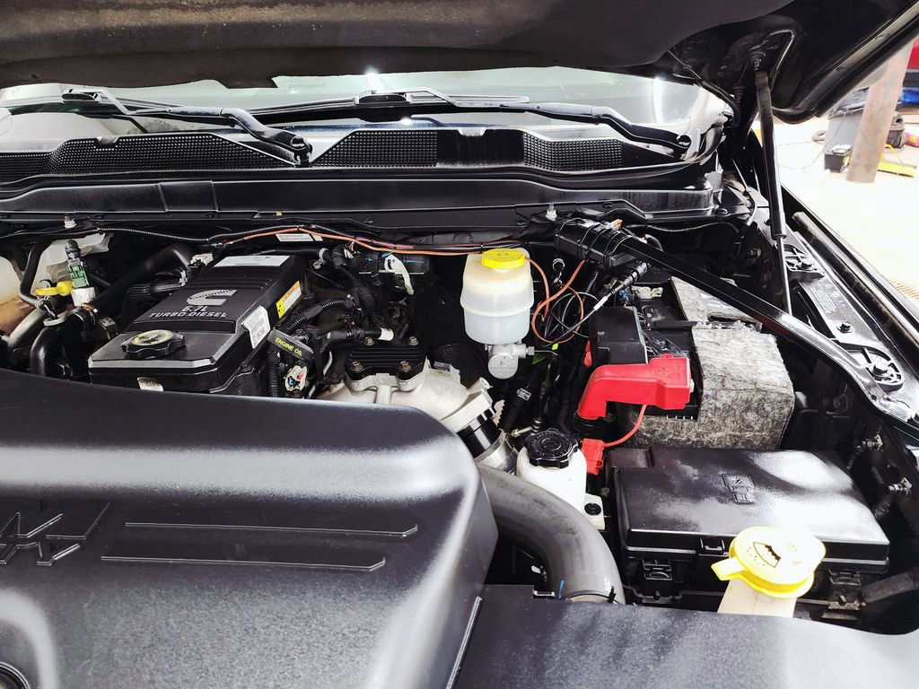 Used 2019 RAM 3500 Tradesman w/ Chrome Appearance Group image 37