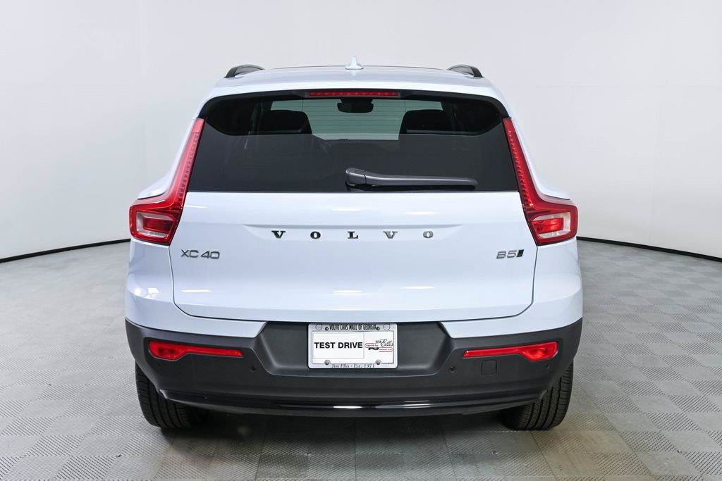 New 2026 Volvo XC40 B5 Plus w/ Protection Package Premier AWD/4WD image 28