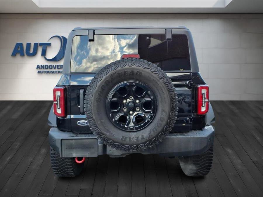 Used 2024 Ford Bronco Wildtrak image 10