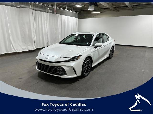 Certified 2025 Toyota Camry XLE AWD/4WD image 1