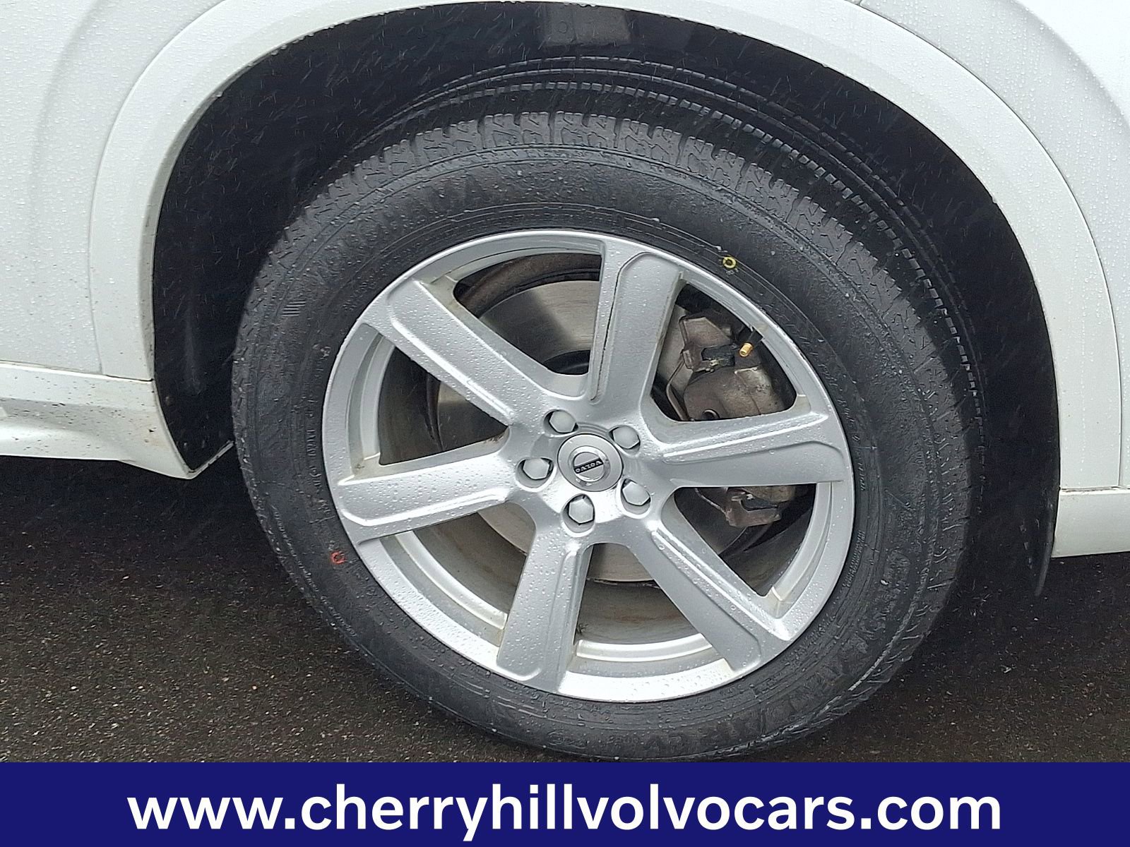 Certified 2023 Volvo XC90 B5 Core image 9