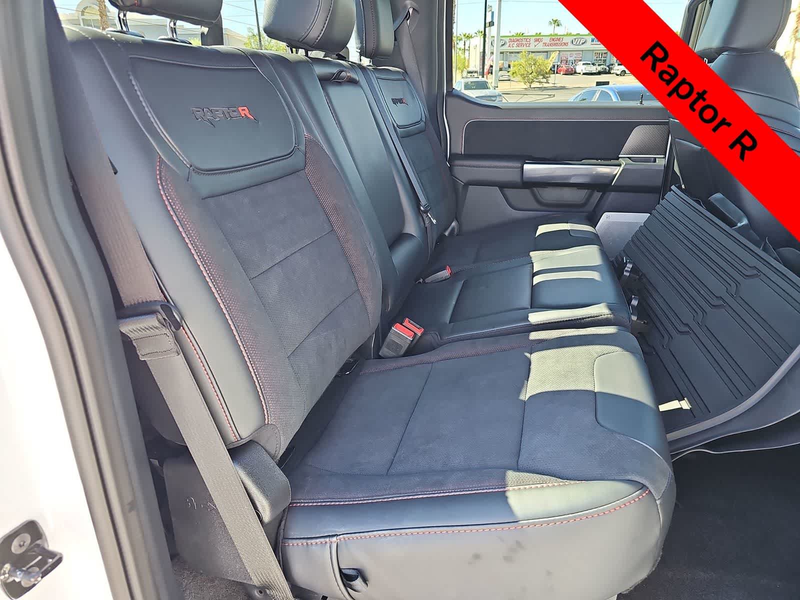 Used 2025 Ford F150 Raptor w/ Equipment Group 803A Raptor R AWD/4WD image 17