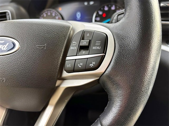 Used 2022 Ford Explorer XLT w/ Equipment Group 202A image 22