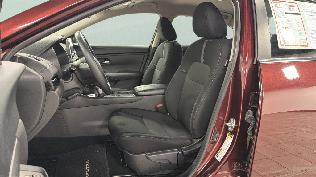 Used 2024 Nissan Sentra SV FWD image 16