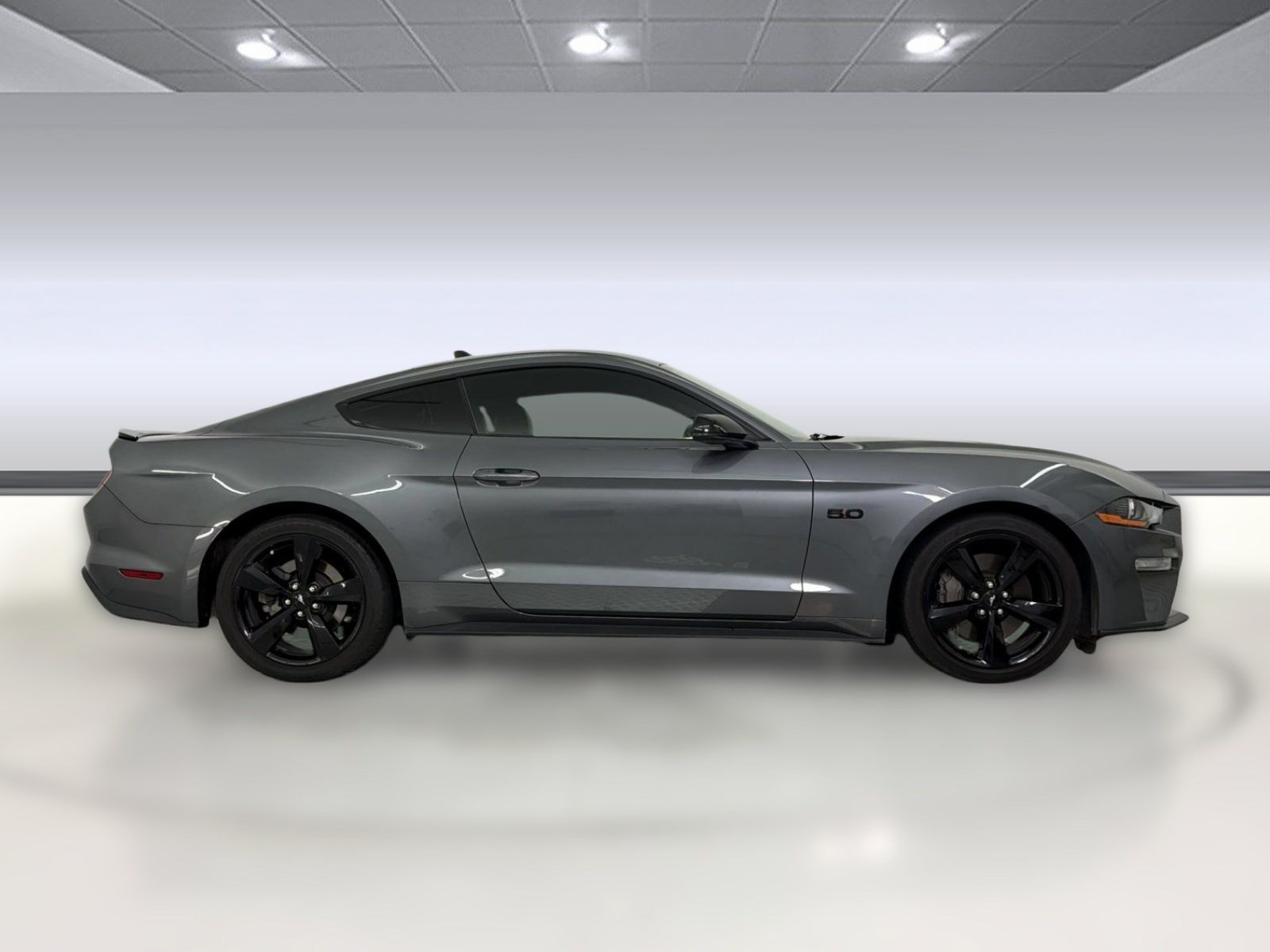 Used 2022 Ford Mustang GT Premium w/ Equipment Group 401A RWD image 8