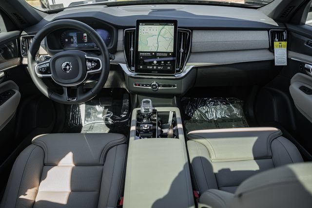 New 2026 Volvo XC90 T8 Ultra w/ Protection Package AWD/4WD image 25