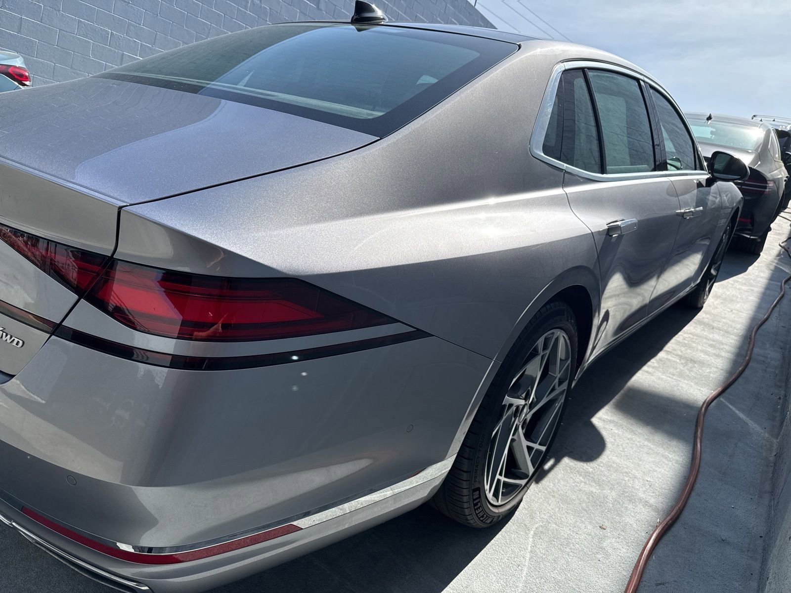 Used 2023 Genesis G90 3.5T image 8